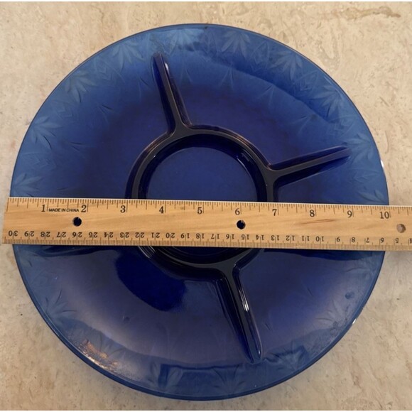 Avon Royal Sapphire/Arcoroc France Cobalt Blue Divided Glass Relish Dish Leaf - Picture 3 of 4